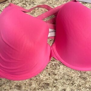 Gently worn pink Victoria Secret T-shirt bra size 38DD